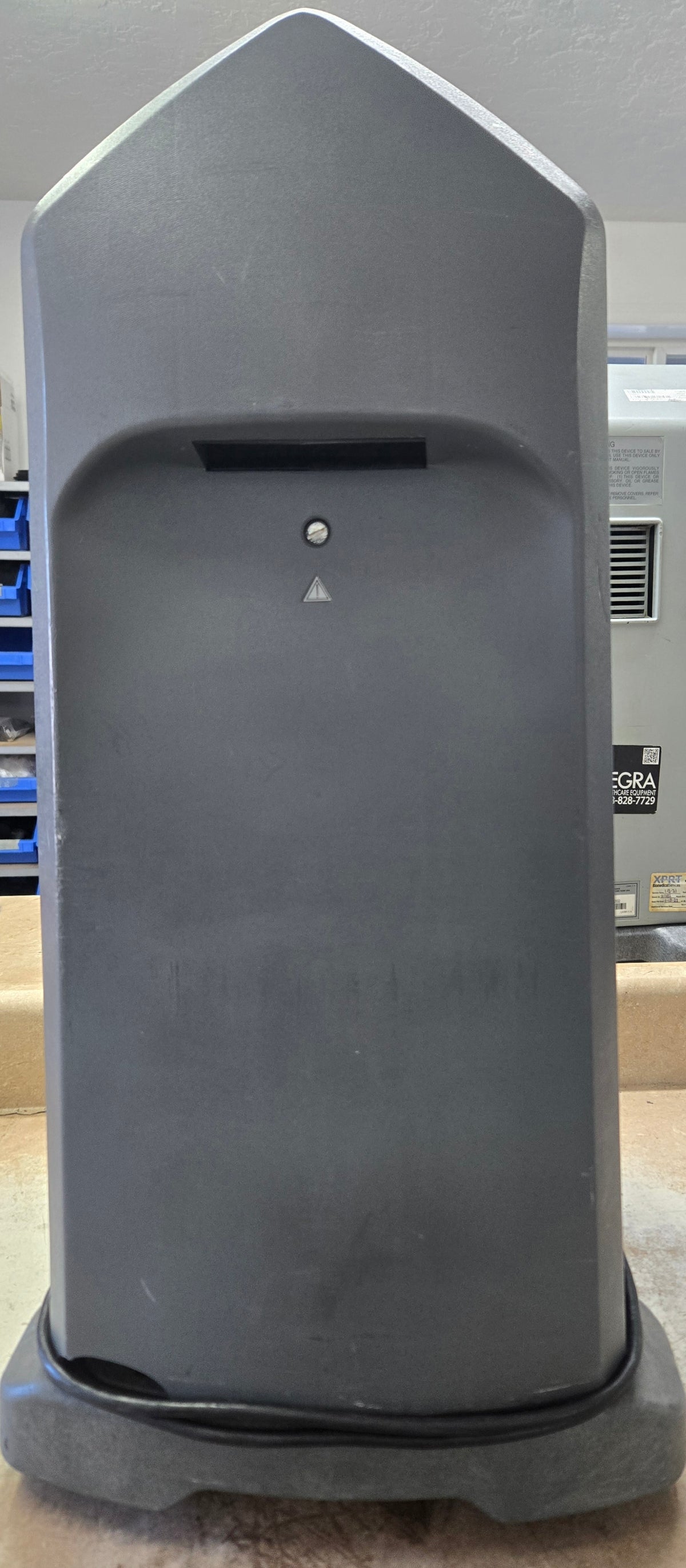 Reconditioned Airsep Intensity 10LPM Oxygen Concentrator *SCRATCH AND DENT C*